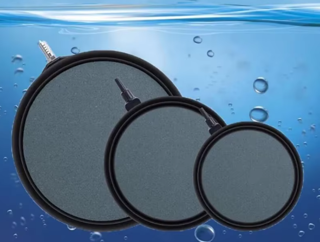 Disk aquarium air stones in three sizes with air line connectors